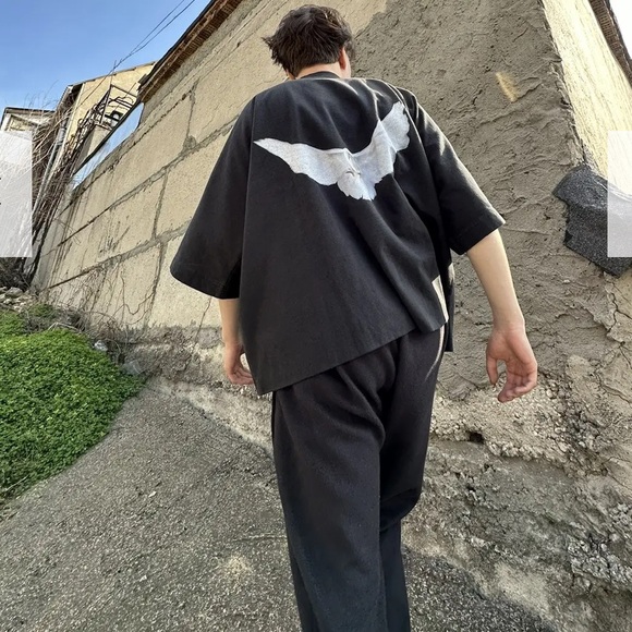 YZY x gap 3/4 Sleeve Top